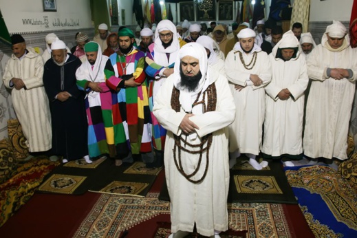 شيخ الطريقة الكركرية يعلن عن إحياء ليلتين بنية رفع البلاء والتصدي لكورونا شيخ الطريقة الكركرية يعلن عن إحياء ليلتين بنية رفع البلاء والتصدي لكورونا