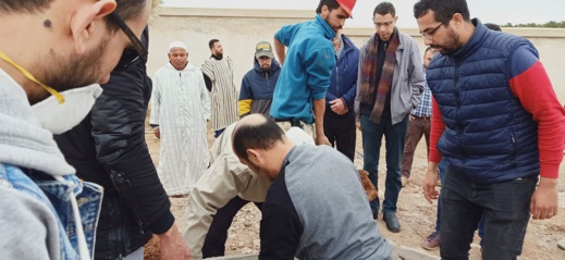 تشييع جنازة الزميل "حمادي مرسق" في جو استثنائي بمقبرة الناظور 