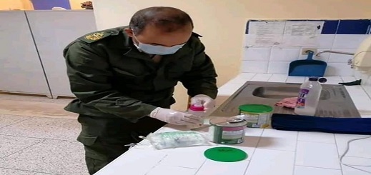 بالصور.. باشا العروي يثير إعجاب الكثيرين بموقف إنساني بعد إعداده الطعام لرضعيْ أمّ متشردة أثناء الطوارئ