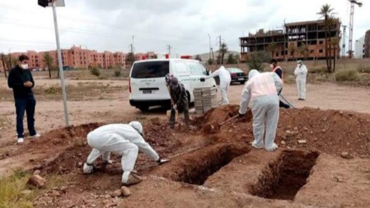 هكذا يتم الإستعداد لدفن ضحايا جدد بفيروس "كورونا" في المغرب