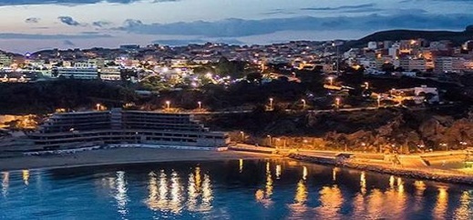 جائحة كورونا .. شباب الحسيمة يفرون إلى المطالعة وممارسة الرياضة المنزلية لتزجية الوقت جائحة كورونا .. شباب الحسيمة يفرون إلى المطالعة وممارسة الرياضة المنزلية لتزجية الوقت