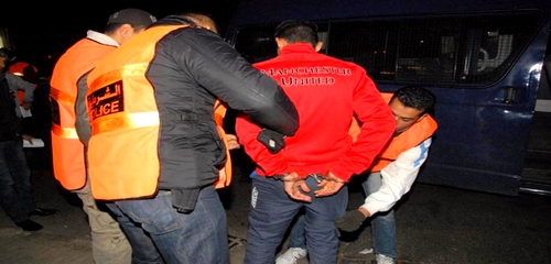 صيد ثمين في عز جائحة "كورونا".. الشرطة القضائية بالناظور تعتقل أكبر مروج لمخدر الهيروين بالإقليم صيد ثمين في عز جائحة "كورونا".. الشرطة القضائية بالناظور تعتقل أكبر مروج لمخدر الهيروين بالإقليم