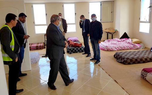 لمواجهة وباء كورونا.. جماعة الدريوش تخصص 42 مليون سنتيم لدعم الأسر المتضررة وإيواء المشردين لمواجهة وباء كورونا.. جماعة الدريوش تخصص 42 مليون سنتيم لدعم الأسر المتضررة وإيواء المشردين