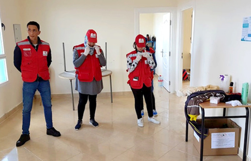 لمواجهة وباء كورونا.. جماعة الدريوش تخصص 42 مليون سنتيم لدعم الأسر المتضررة وإيواء المشردين لمواجهة وباء كورونا.. جماعة الدريوش تخصص 42 مليون سنتيم لدعم الأسر المتضررة وإيواء المشردين