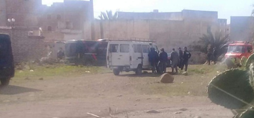 شـاهدوا بالفيديو.. الشرطة توقف مروجين للمخدرات ضمنهم مبحوث عنه في حادث اطلاق النار ببني انصار شـاهدوا بالفيديو.. الشرطة توقف مروجين للمخدرات ضمنهم مبحوث عنه في حادث اطلاق النار ببني انصار