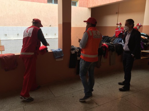 دفئ إنساني يستهدف "إكْسَاء" الأشخاص في وضعية الشارع المستفيدين من مركز الإيواء بالناظور دفئ إنساني يستهدف "إكْسَاء" الأشخاص في وضعية الشارع المستفيدين من مركز الإيواء بالناظور