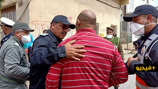 توقيف مواطنين بالناظور بسبب "تزوير" وثائق الخروج الاستثنائية توقيف مواطنين بالناظور بسبب "تزوير" وثائق الخروج الاستثنائية