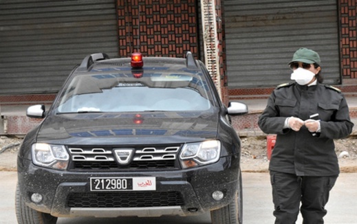 شاهدوا.. قايدات ونساء الدرك الملكي يساهمن في تحسيس المواطنين وتنزيل حالة الطوارئ الصحية بالدريوش شاهدوا.. قايدات ونساء الدرك الملكي يساهمن في تحسيس المواطنين وتنزيل حالة الطوارئ الصحية بالدريوش