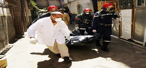 مصرع خمسيني سقط من شرفة منزله في ظروف غامضة بمدينة الحسيمة مصرع خمسيني سقط من شرفة منزله في ظروف غامضة بمدينة الحسيمة
