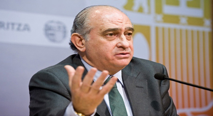 وزير الداخلية الإسباني يزور مليلية المحتلة يوم غد الإثنين وزير الداخلية الإسباني يزور مليلية المحتلة يوم غد الإثنين