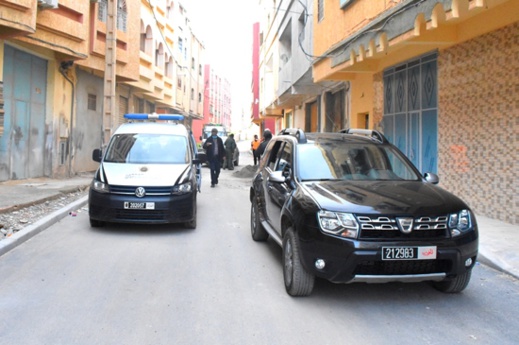 بالفيديو.. سلطات مدينة بن الطيب تواصل حملات الاعتقال المخالفة لقانون الطوارئ بعد الساعة السادسة مساءا