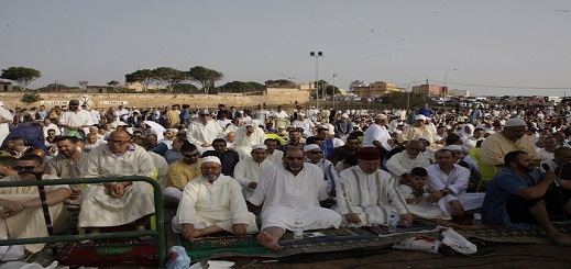 المسلمون بمليلية يأملون في إستعادة الأجواء الروحانية لشهر رمضان بعد إعادة فتح المساجد في المدينة  المسلمون بمليلية يأملون في إستعادة الأجواء الروحانية لشهر رمضان بعد إعادة فتح المساجد في المدينة