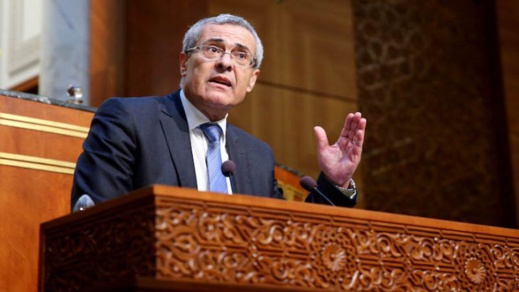 وزير العدل يطالب من العثماني تأجيل النظر في مشروع قانون "تكميم الأفواه" إلى غاية انتهاء الجائحة وزير العدل يطالب من العثماني تأجيل النظر في مشروع قانون "تكميم الأفواه" إلى غاية انتهاء الجائحة