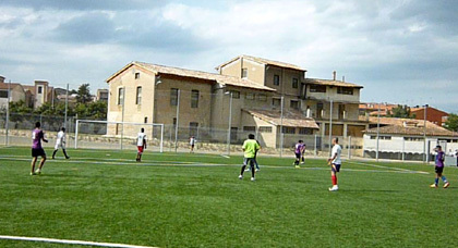 انطلاق مباريات دوري جمعية السلام المغربية الاسبانية ببرشلونة انطلاق مباريات دوري جمعية السلام المغربية الاسبانية ببرشلونة