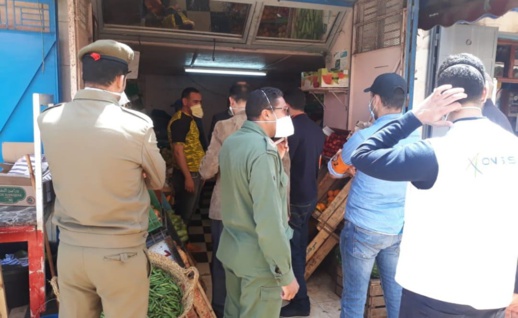 لجان المراقبة تقف على سلامة وجودة المنتوجات الغذائية بالمحلات التجارية للناظور لجان المراقبة تقف على سلامة وجودة المنتوجات الغذائية بالمحلات التجارية للناظور