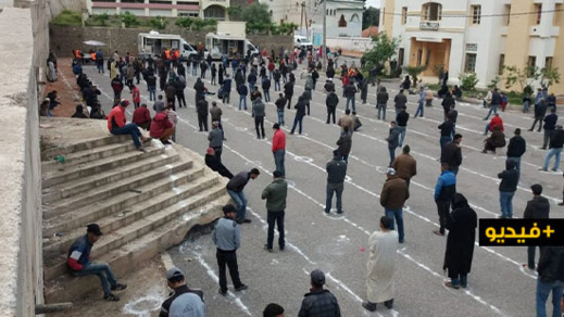 شاهدوا.. أبناء الحسيمة يعطون درس في الإلتزام بشروط السلامة الصحية في زمن كورونا شاهدوا.. أبناء الحسيمة يعطون درس في الإلتزام بشروط السلامة الصحية في زمن كورونا