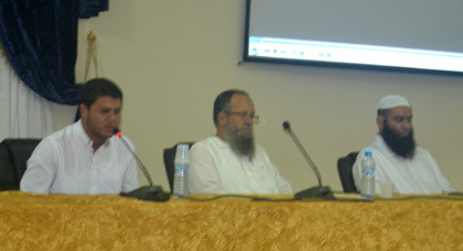 جمعية الهدى والنور بالحسيمة تنظم ندوة حول حب الصحابة جمعية الهدى والنور بالحسيمة تنظم ندوة حول حب الصحابة