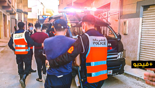 شاهدوا.. سلطات الناظور تُواصل حملات تقييد حركة تنقل المواطنين بإيقاف مخالفي الطوارئ