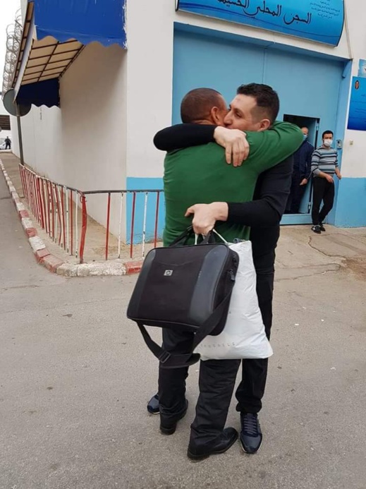 يوسف الحمديوي معتقل “حراك الريف” يغادر أسوار السجن يوسف الحمديوي معتقل “حراك الريف” يغادر أسوار السجن