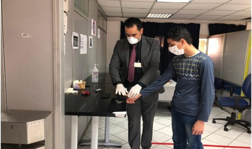 اطلاق عملية استثنائية لإنجاز البطائق الوطنية للتعريف الإلكترونية لفائدة المغاربة المقيمين بالخارج اطلاق عملية استثنائية لإنجاز البطائق الوطنية للتعريف الإلكترونية لفائدة المغاربة المقيمين بالخارج