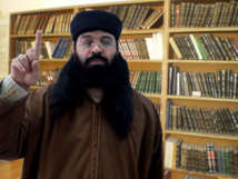 الشيخ الحدوشي يقيم محكمته الخاصة بالحسيمة للبث في مشاكل العباد الشيخ الحدوشي يقيم محكمته الخاصة بالحسيمة للبث في مشاكل العباد