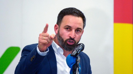 حزب فوكس يهاجم قنوات اليوتوب المغربية وينتقد رفع المساعدات الاجتماعية بإسبانيا حزب فوكس يهاجم قنوات اليوتوب المغربية وينتقد رفع المساعدات الاجتماعية بإسبانيا