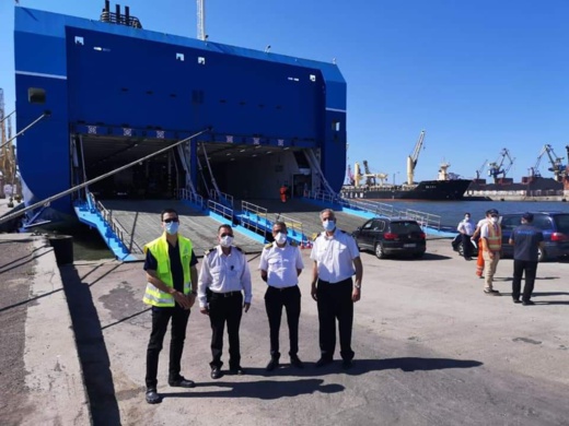 مندوبية الصحة بالناظور تُؤمن عملية عبور المغاربة المقيمين بفرنسا بميناء بني أنصار مندوبية الصحة بالناظور تُؤمن عملية عبور المغاربة المقيمين بفرنسا بميناء بني أنصار