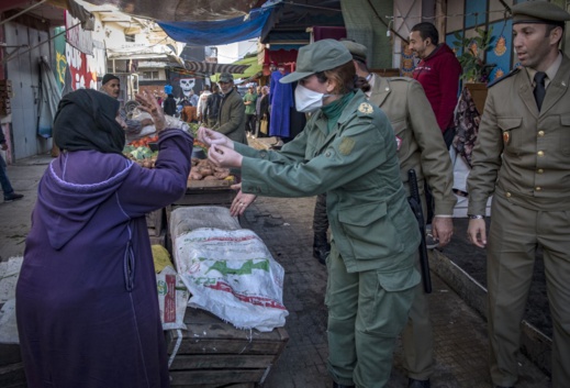 ابتداء من الخميس.. دوريات تستهدف أحياء الناظور لمنع التجمّعات ومباريات كرة القدم ابتداء من الخميس.. دوريات تستهدف أحياء الناظور لمنع التجمّعات ومباريات كرة القدم