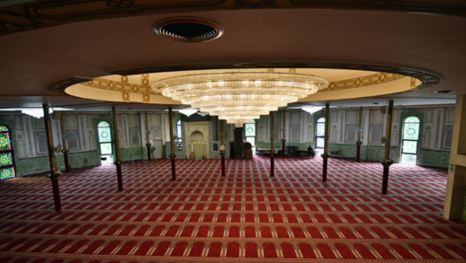 وفق شروط مشددة.. بلجيكا تفتح مساجدها بعد ثلاثة أشهر من الإغلاق وفق شروط مشددة.. بلجيكا تفتح مساجدها بعد ثلاثة أشهر من الإغلاق