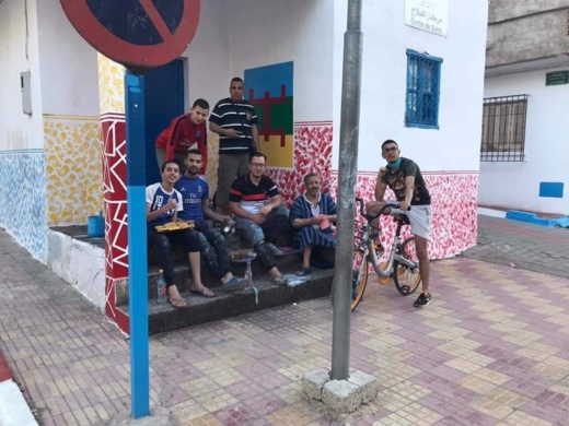 متطوعون بأزغنغان يستنكرون إقدام جهات "مجهولة" على طمس راية الهوية الأمازيغية 