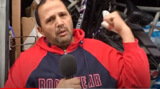 بالفيديو.. السائقون الدوليون المغاربة يعانون في صمت ببلجيكا بالفيديو.. السائقون الدوليون المغاربة يعانون في صمت ببلجيكا