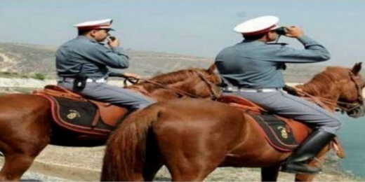 الناظور.. الدرك الملكي يفرق مجموعة من المصطافين بشاطئ رأس الماء الناظور.. الدرك الملكي يفرق مجموعة من المصطافين بشاطئ رأس الماء