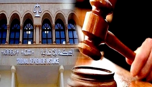 ابتدائية الدريوش تدين متورطا في الاتجار الدولي للمخدرات بالسجن 8 سنوات و11 مليار سنتيم غرامة