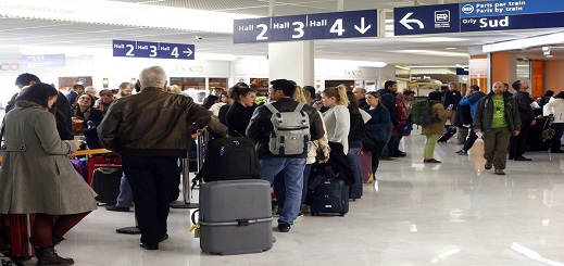 برمجة رحلات جوية لإعادة المغاربة العالقين بعدد من الدول الأوروبية