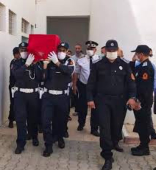 مرتكب جريمة "شرطي الحسيمة" يواجه عقوبة الإعدام بعد اعترافه بفعلته مرتكب جريمة "شرطي الحسيمة" يواجه عقوبة الإعدام بعد اعترافه بفعلته