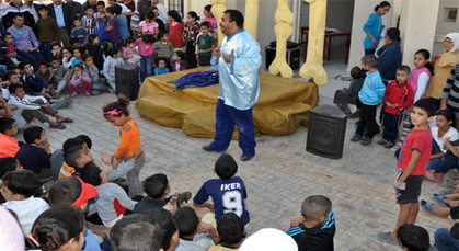 عرض مسرحية بغيت بلادي بالهواء الطلق بوجدة عرض مسرحية بغيت بلادي بالهواء الطلق بوجدة