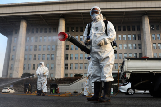 الصين.. فرض 28 يوم حجر صحي على المواطنين بسبب الموجة الثانية لكورونا الصين.. فرض 28 يوم حجر صحي على المواطنين بسبب الموجة الثانية لكورونا