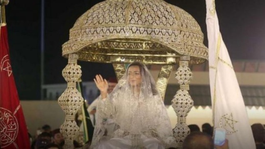 استنفار أمني بسبب حفل زفاف "سري" ينتهي بطرد جميع المدعوين استنفار أمني بسبب حفل زفاف "سري" ينتهي بطرد جميع المدعوين