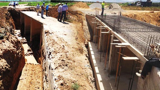 أشغال تهيئة وصيانة قنطرة تفك العزلة عن دواوير بجماعة بوعرك تشارف على الإنتهاء أشغال تهيئة وصيانة قنطرة تفك العزلة عن دواوير بجماعة بوعرك تشارف على الإنتهاء