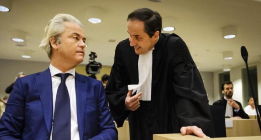 قضاء هولندا يكتفي باتهام اليميني فيلدرز بـ"إهانة المغاربة" ويرفض طلبات الدفاع قضاء هولندا يكتفي باتهام اليميني فيلدرز بـ"إهانة المغاربة" ويرفض طلبات الدفاع