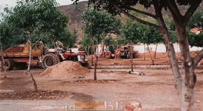 تهيئ مصلى المدينة بزايو لاستقبال المصلين في صلاة العيد تهيئ مصلى المدينة بزايو لاستقبال المصلين في صلاة العيد