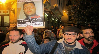 إدانة الناشط في حركة 20 فبراير بإثني عشر سنة سجنا نافذا بمدينة بني بوعياش إدانة الناشط في حركة 20 فبراير بإثني عشر سنة سجنا نافذا بمدينة بني بوعياش