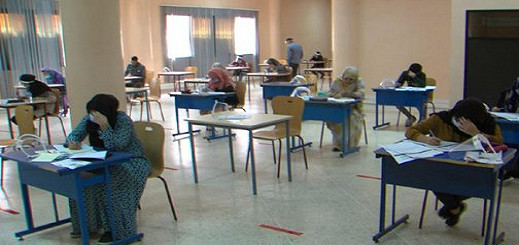 عدد الناجحين في إمتحانات البكالوريا بجهة الشرق بلغ 13904 منهم 880 حصلوا على ميزة حسن جدا عدد الناجحين في إمتحانات البكالوريا بجهة الشرق بلغ 13904 منهم 880 حصلوا على ميزة حسن جدا