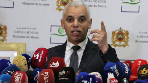 وزير الصحة لم يكن يعرف بافتتاح الحمّامات ويدعو إلى إغلاقها وزير الصحة لم يكن يعرف بافتتاح الحمّامات ويدعو إلى إغلاقها