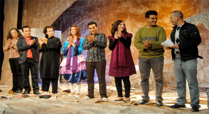 فرقة الريف للمسرح الأمازيغي تقدم العرض الأول لعملها المسرحي الجديد "إمشذاح" فرقة الريف للمسرح الأمازيغي تقدم العرض الأول لعملها المسرحي الجديد "إمشذاح"