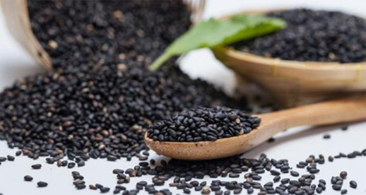 دراسة مغربية: "الحبّة السوداء" ناجعة في علاج كورونا دراسة مغربية: "الحبّة السوداء" ناجعة في علاج كورونا