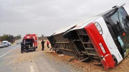 قتيل وجرحى في حادث انقلاب حافلة بوزان قتيل وجرحى في حادث انقلاب حافلة بوزان