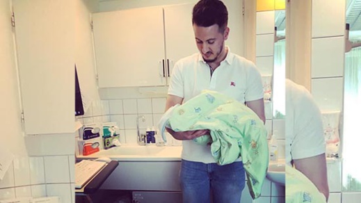 تهنئة بمناسبة إزديان فراش الناشط الجمعوي والرياضي بالنرويج محمد كنوف بمولود بِكر تهنئة بمناسبة إزديان فراش الناشط الجمعوي والرياضي بالنرويج محمد كنوف بمولود بِكر