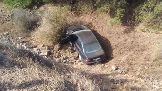 العثور على سيارة مجهولة في الطريق الرابط بين الناظور وبني أنصار العثور على سيارة مجهولة في الطريق الرابط بين الناظور وبني أنصار