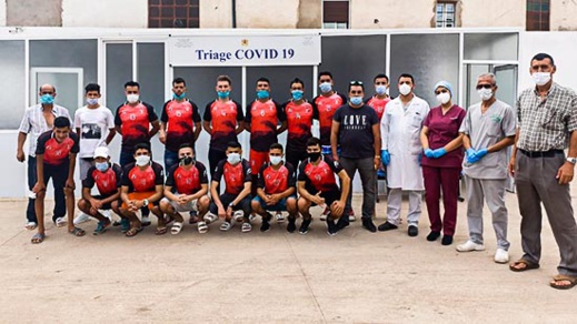 لاعبو وفاق أزغنغان يجتازون إختبارات "كوفيد19" بالمستشفى الحسني لاعبو وفاق أزغنغان يجتازون إختبارات "كوفيد19" بالمستشفى الحسني